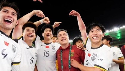 世界杯直播平台官网-44岁前国脚：我看U23国足踢球心里发慌，安东尼奥防守不如沈祥福