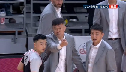 世界杯比赛直播地址-狂揽28分13篮板！1人打疼广东男篮，CBA冠军预演：杜锋苍白的怒吼