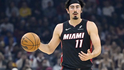 世界杯高清直播链接-17中12！哈克斯：不想这么快就结束赛季 珍惜当下拼尽全力